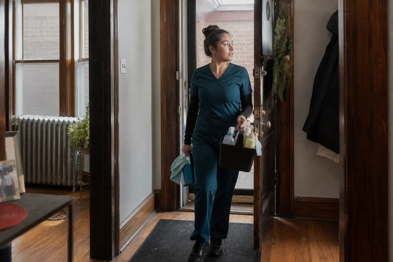Home interior representative of cleaning needs in Chicago, IL